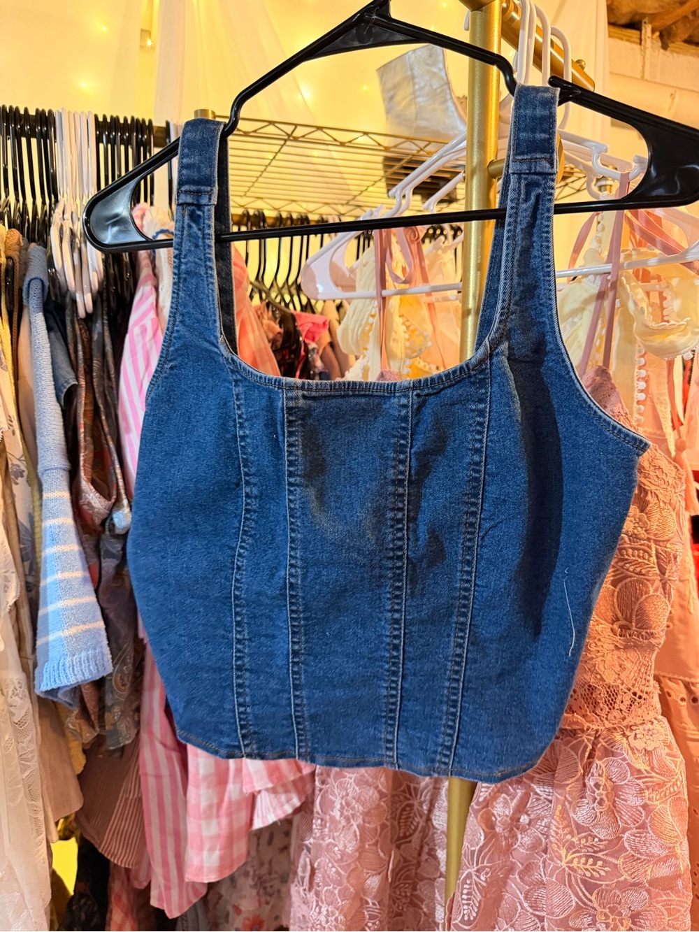 ACTIVE USA | Saddle Creek Denim Crop - Picture 2 of 3